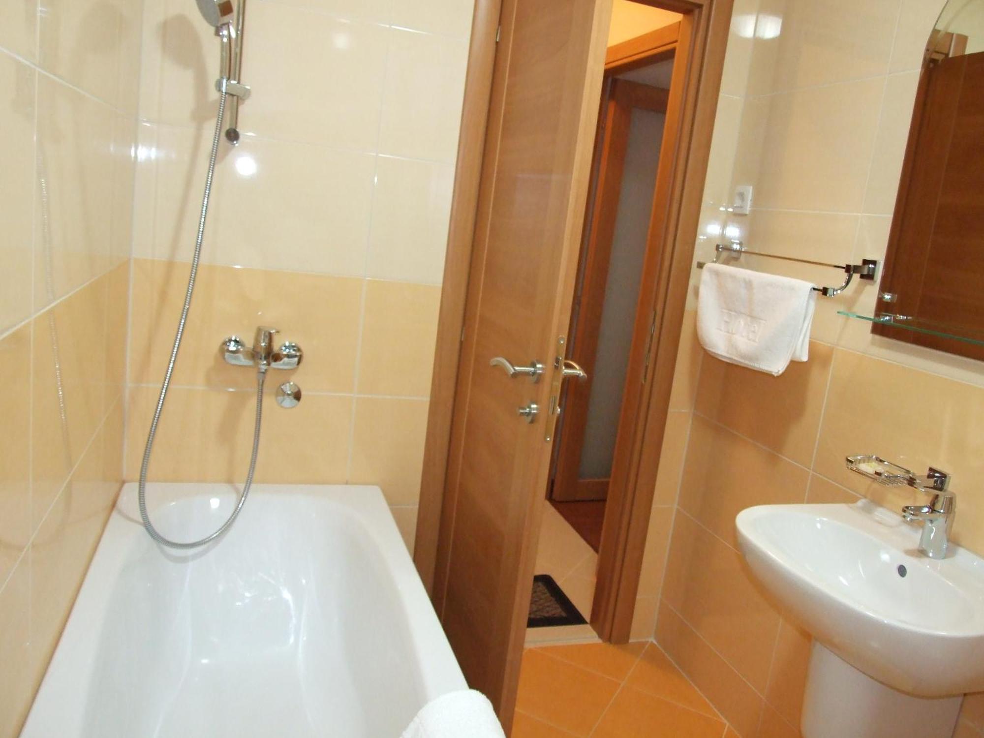 Apartments Oaza 2 Petrovac الغرفة الصورة
