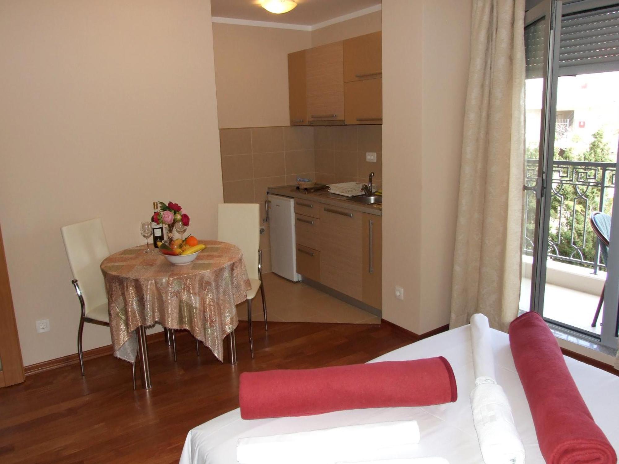 Apartments Oaza 2 Petrovac الغرفة الصورة