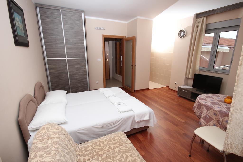 Apartments Oaza 2 Petrovac الغرفة الصورة