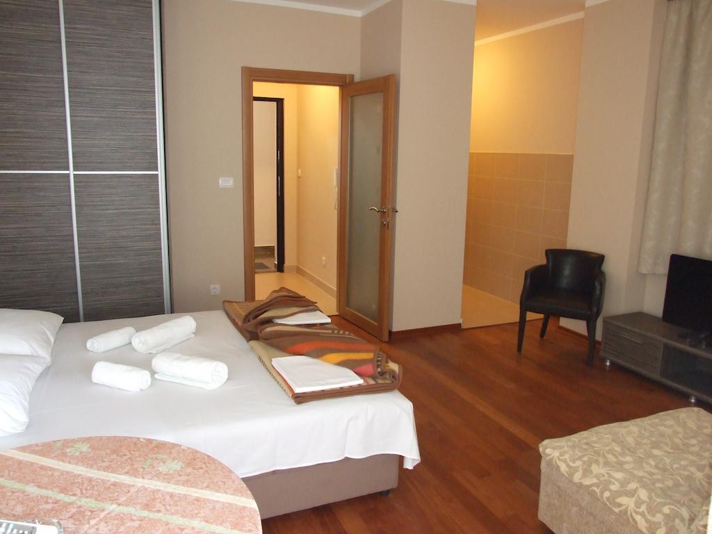Apartments Oaza 2 Petrovac الغرفة الصورة